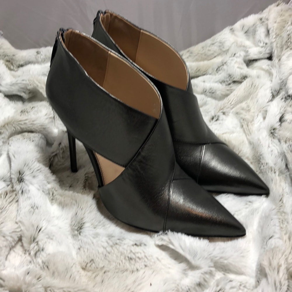 NWOT Zara Gunmetal Grey/Silver Cross Heel/Bootie